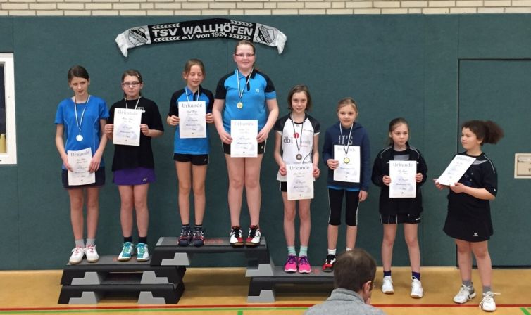 Sieger im MD U13: Sarah Werner/Caroline Dau , 4. Platz: Theresa Six/Jette Schwalm (VfL Lüneburg)